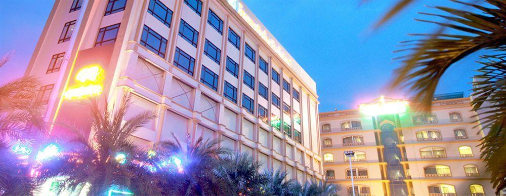 Chiangmai Ratanakosin Hotel Csiangmaj Kültér fotó
